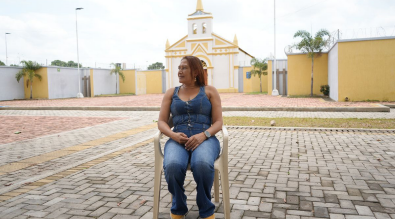 María Virginia cuida a los muertos para aliviar el dolor de los vivos en La Guajira