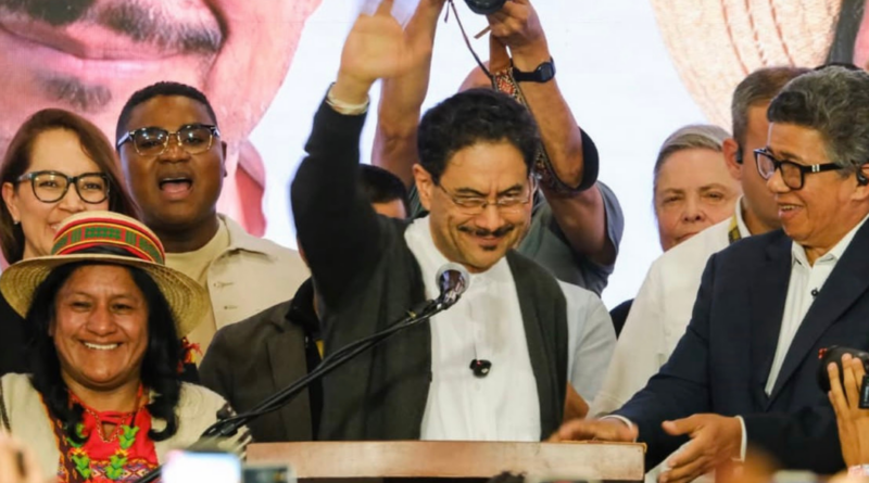 “Obtuvimos 10 millones de votos mal contados”: Iván Cepeda desconoce resultado del preconteo