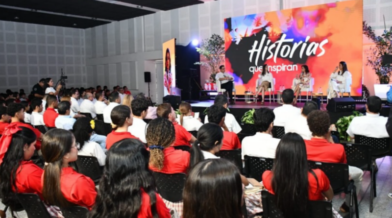 Mujeres líderes inspiraron a jóvenes del Cesar a construir su futuro profesional