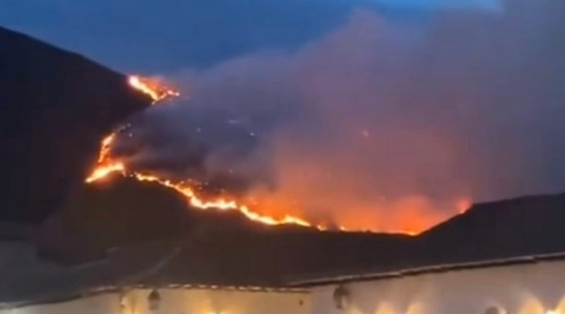 Incendio en Villa de Leyva continúa activo y mantiene en alerta a las autoridades