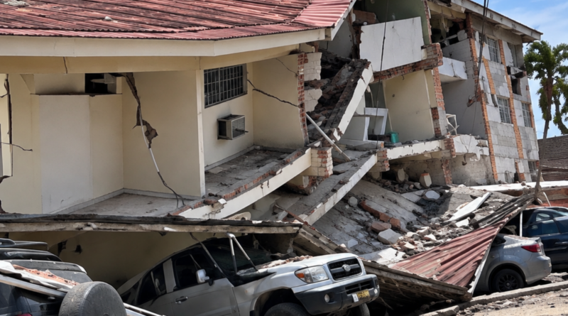 Terremoto de magnitud 7,7 sacudió Panamá y dejó daños en edificaciones